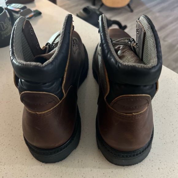 Red Wing Shoes - Picture 2 of 6